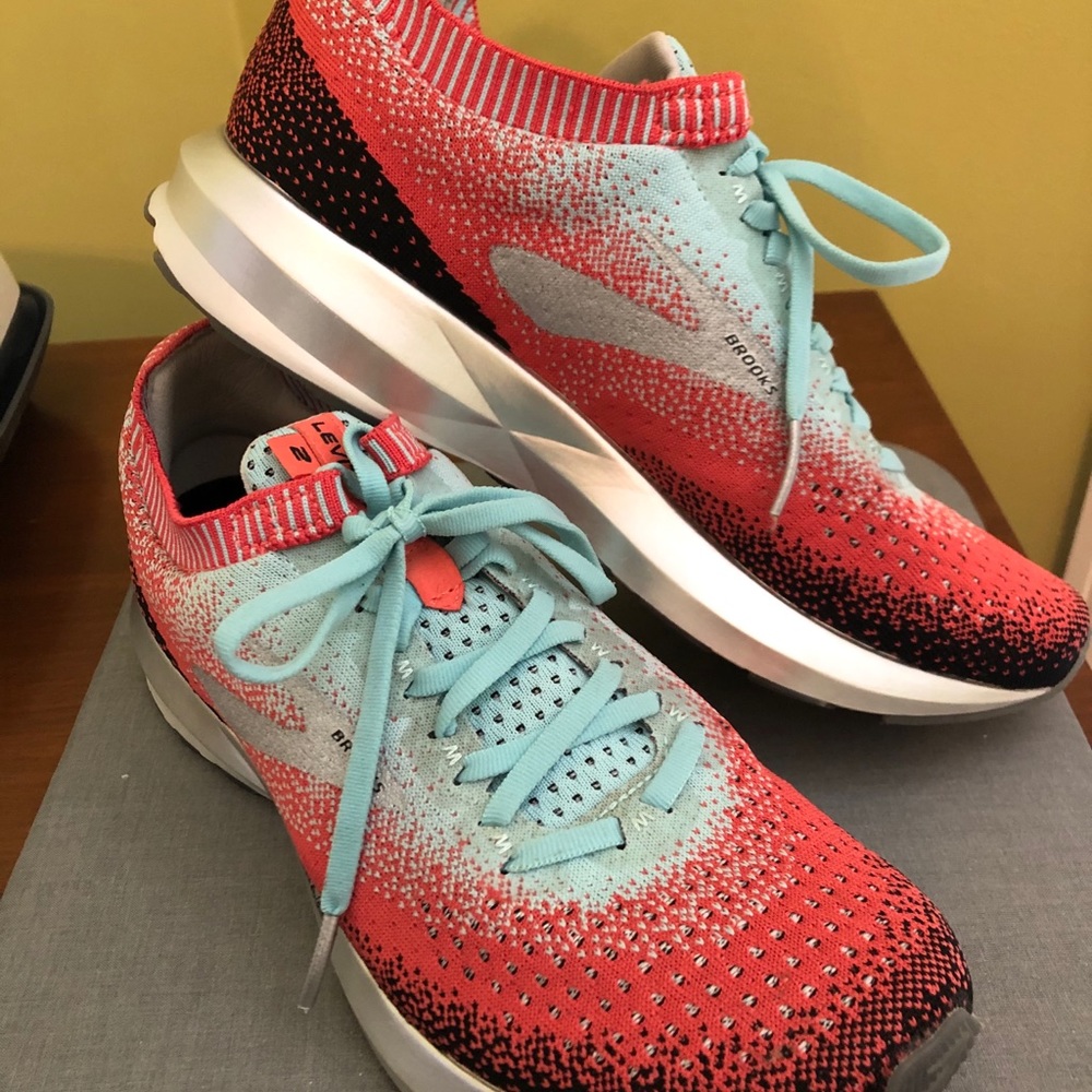 Brooks Levitate 2